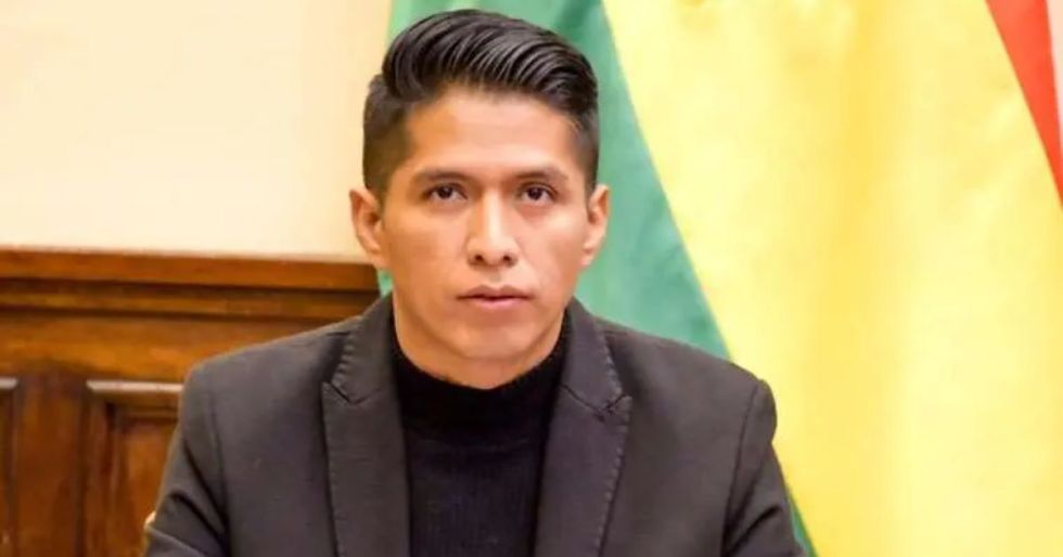Andrónico justifica ausencia en foro agroproductivo y asegura estar presente en posteriores invitaciones